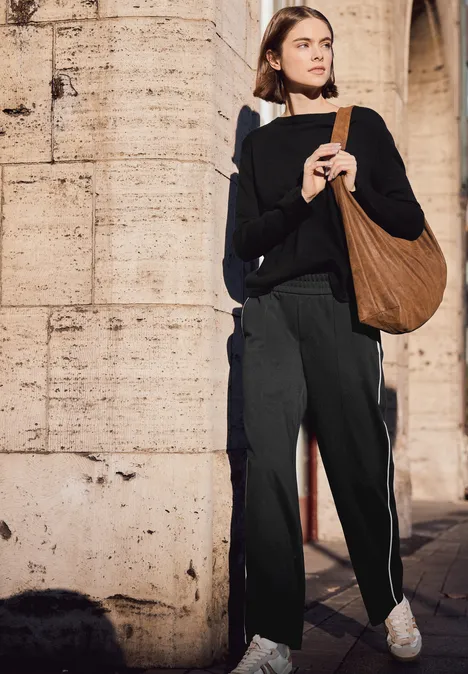 Spodnie z prostymi nogawkami Black