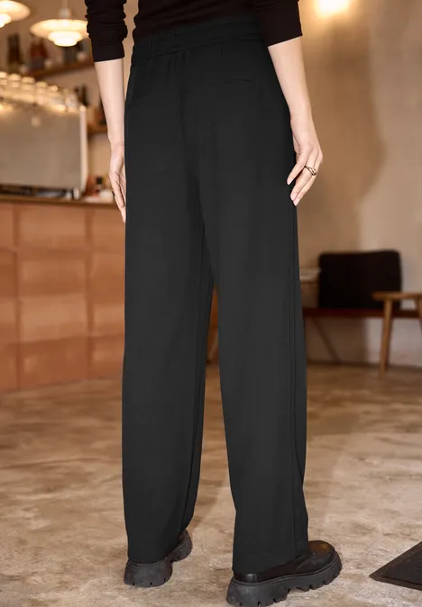 Straight Leg Hose Black