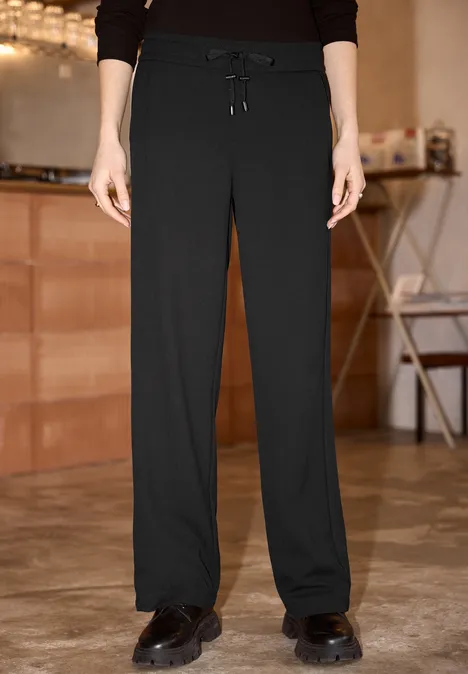 Straight Leg Hose Black