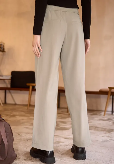 Straight Leg Hose buffed beige