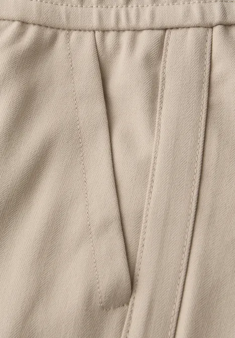 Straight Leg Hose buffed beige