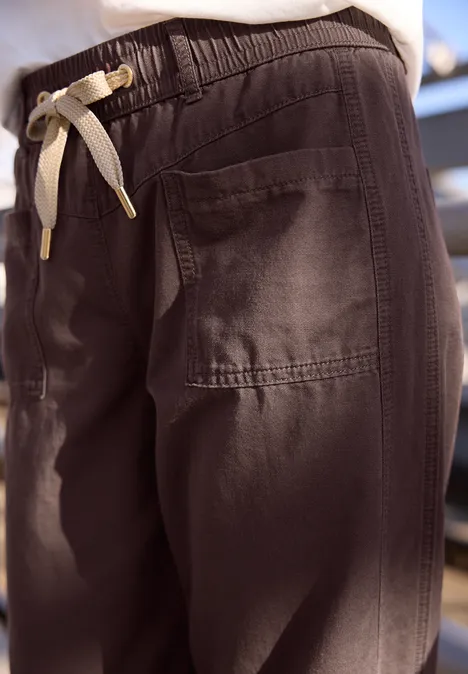 Tapered Leg Hose mahogany brown