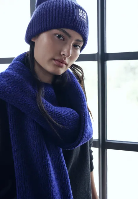 Beanie mit Badge zenith blue