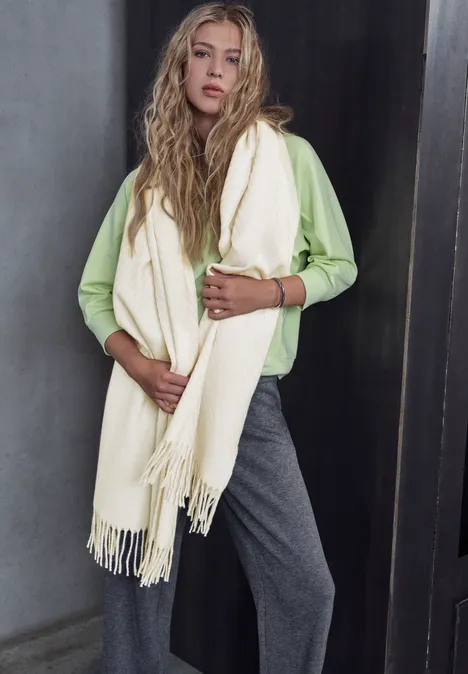 Gezellige sjaal met structuur off white