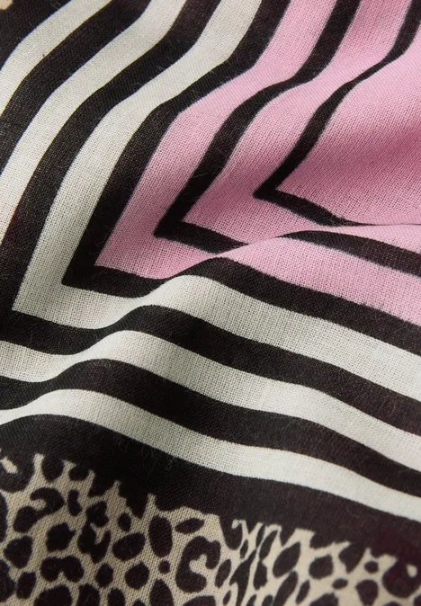 Szalik z mieszanką wzorów tulip pink Szalik z mieszanką wzorów tulip pink