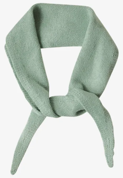 Strickschal in Diamantform grayed mint mel. Strickschal in Diamantform grayed mint mel.