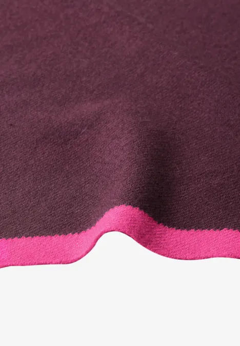 Dreieckstuch mit Kontraststreifen russet red