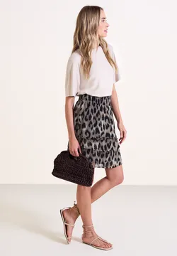 OQQ Set van 2 Minirokken voor Dames Stretch Hoge Taille Rok met Shorts Effen Basis Zomer Korte Rok met Zak Zwart Beige