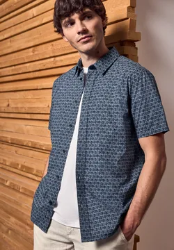 Chemise Homme IZOD - Gris, Manches Courtes - Taille L - Occasion Très Bon état