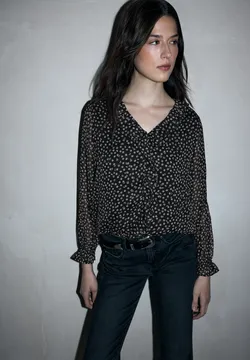Street One Damen Bluse Mit Crochet-Lochstickerei – Aus Reiner Baumwolle, Mit Rüschen Und Rundhals