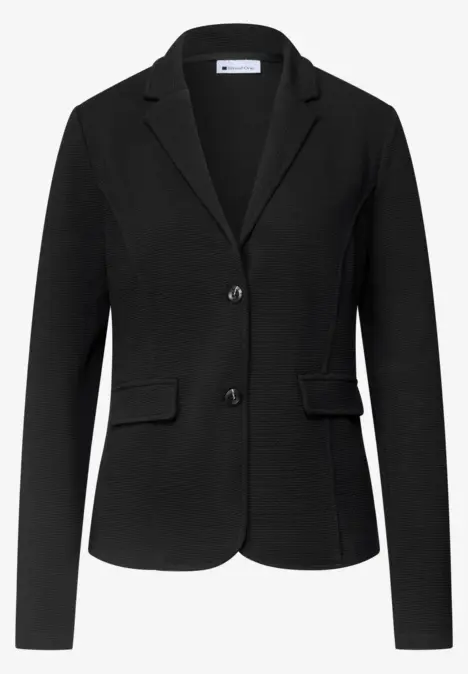 Schwarzer Damen-Blazer mit Reverskragen und Knopfleiste.