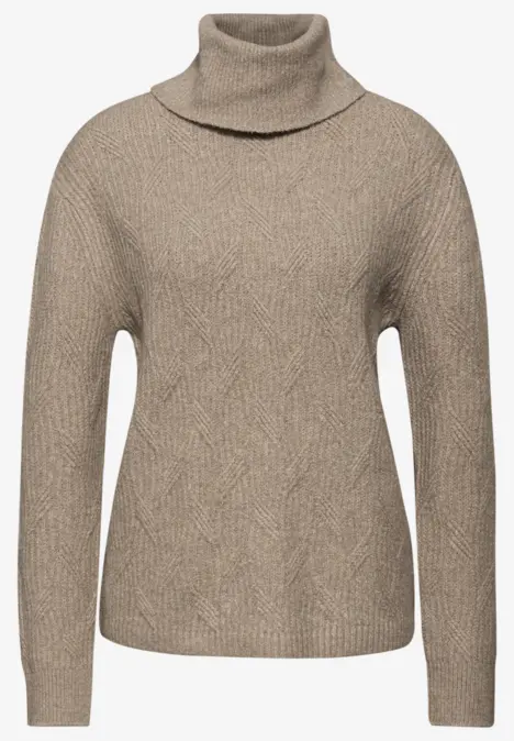 Brauner Damenpullover mit Rollkragen und Muster.