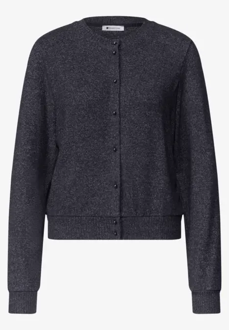 Dunkelblauer Strick-Cardigan mit Rundhalsausschnitt, langen Ärmeln und Knopfleiste, leicht glänzend.
