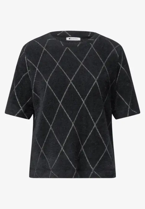 Schwarzes, kurzärmeliges Shirt mit dezentem Rautenmuster.