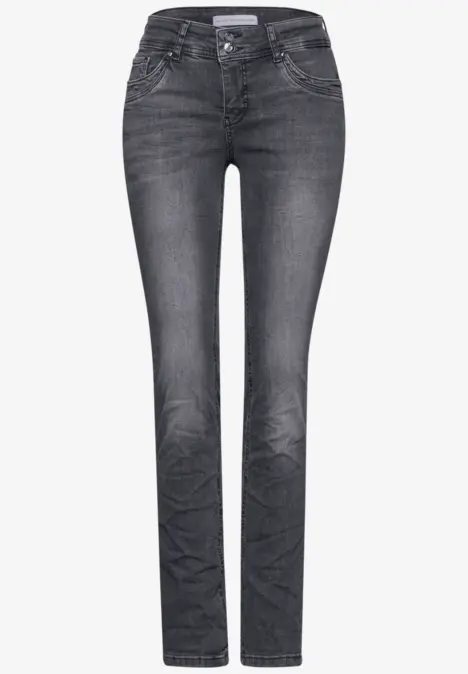 Graue, gerade geschnittene Damenjeans, klassische Five-Pocket-Form.