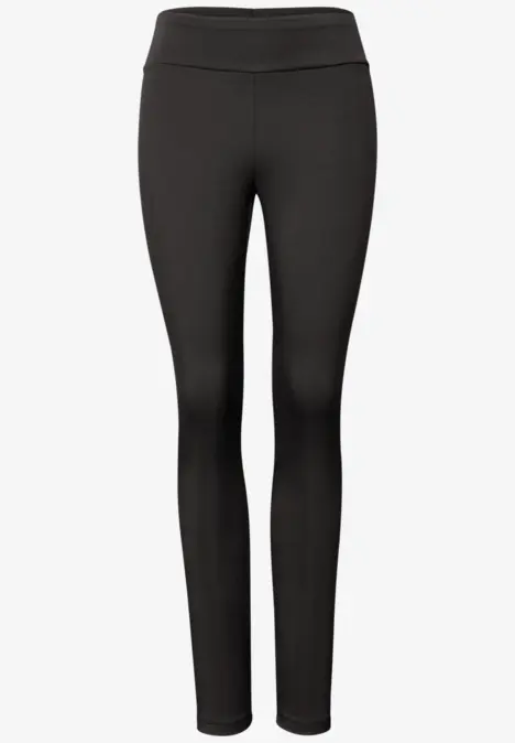 Schwarze Leggings mit hohem Bund, eng anliegend und schlicht.