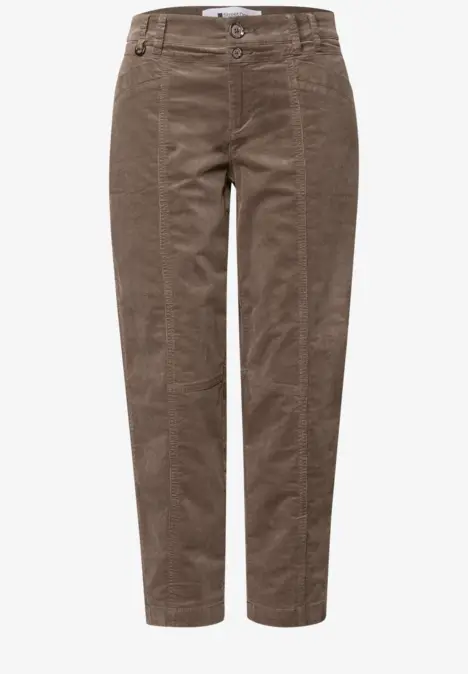 Pantalon en velours côtelé marron, coupe droite, taille mi-haute.