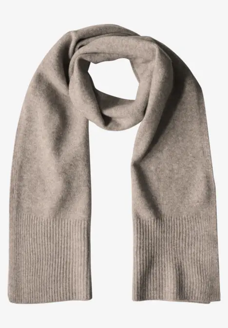 Langer Feinstrickschal in Unifarbe Sandy Mocca Mel.
