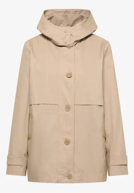 Beiger, knielanger Parka mit Kapuze und Knopfleiste.