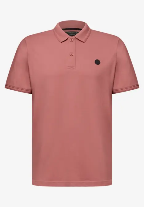 Rosa Herren-Poloshirt mit kurzem Arm, Knopfleiste und kleinem schwarzen Logo auf der Brust.