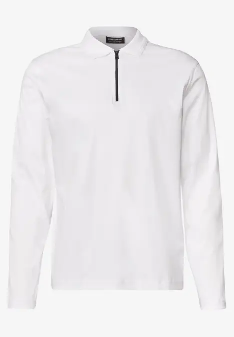 Weißes Langarmshirt mit Stehkragen und kurzem Reißverschluss am Hals.