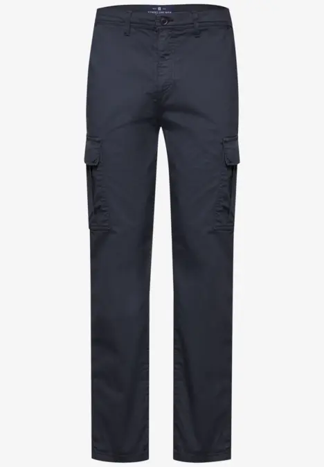 Dunkelblaue Cargohose mit seitlichen Taschen.