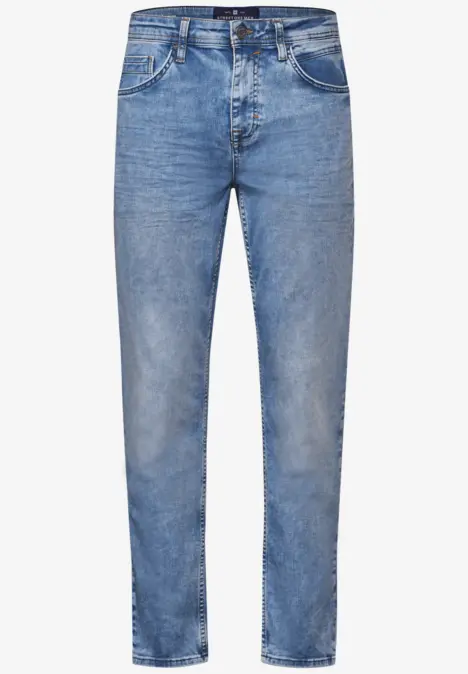 Blaue Jeanshose im klassischen Stil mit fünf Taschen.