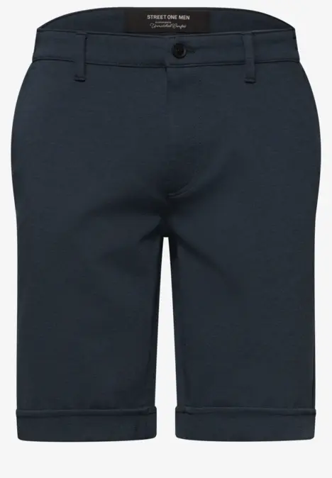 Dunkelblaue, knielange Herren-Chino-Shorts mit dezentem Aufschlag und Gürtelschlaufen