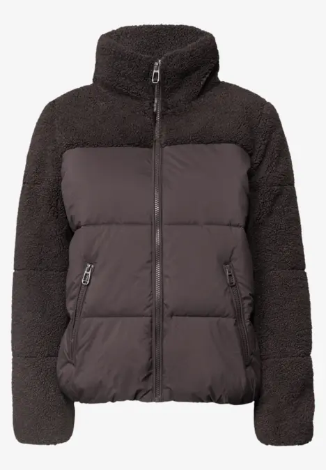 Dunkelgraue Steppjacke mit Teddy-Fleece-Ärmeln und Rückenteil, Reißverschluss und hohem Kragen.