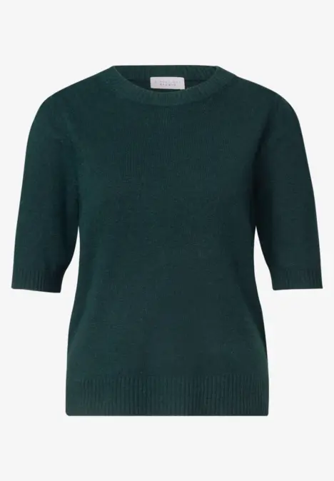 Pull vert foncé à manches mi-longues, encolure ronde et coupe décontractée.