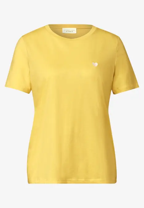 T-shirt jaune femme à col rond avec petit logo cœur blanc sur la poitrine.
