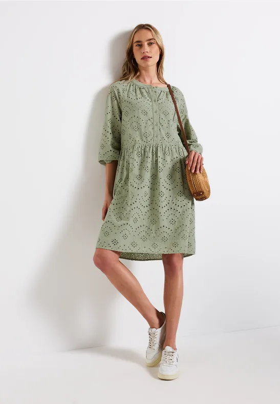 Thumbnail - Street One Frauen Kleid mit Lochstickerei in Grün, Gr: 40