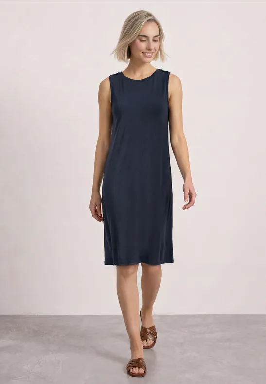 Knielanges Kleid mit Rundhals und Knopfdetail