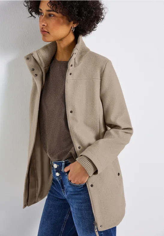 Thumbnail - Street One Frauen Kurzmantel mit Strickdetails in Beige, Gr: 36