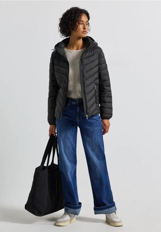 Thumbnail - Street One Frauen Jacke mit abnehmbarer Kapuze in Schwarz, Gr: 34