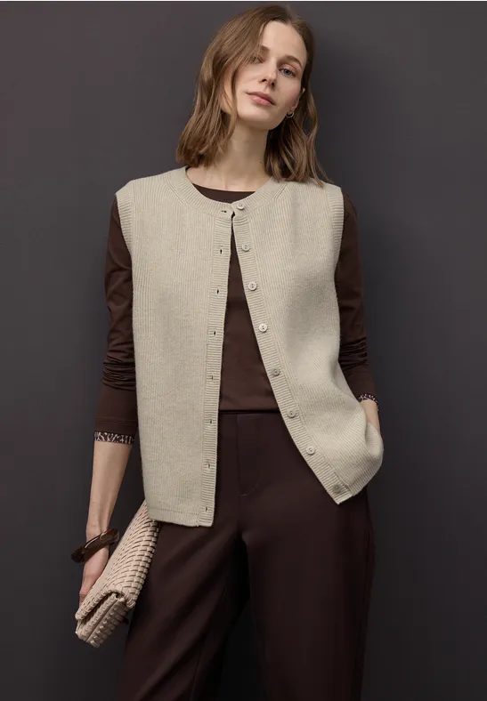 Thumbnail - Kuschelige Weste