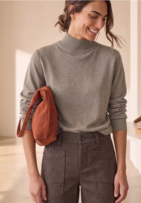 Basic Pullover mit Turtle Neck