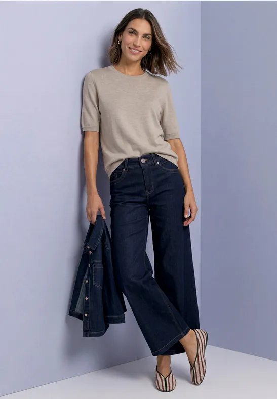 Kurzarm Pullover mit Rundhals in Unifarbe