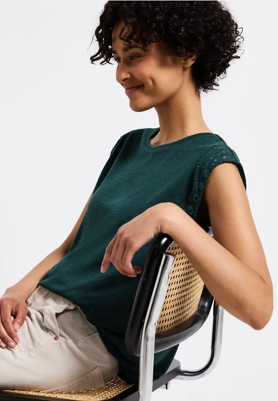 Thumbnail - Street One Frauen Shirt mit Stickdetails in Grün, Gr: 34