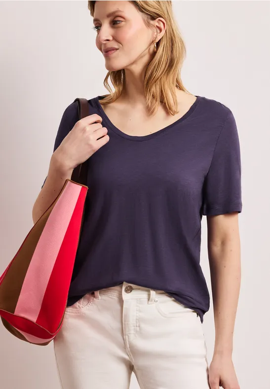 Street One Frauen Basic T-Shirt mit V-Neck in Unifarbe in Lila, Gr: 40