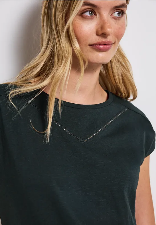 Thumbnail - Street One Frauen Shirt mit Dekotape in Grün, Gr: 36