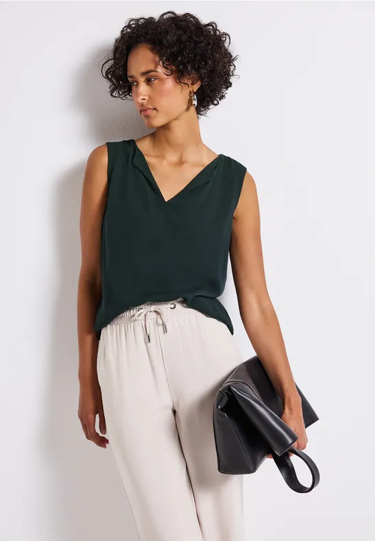 Thumbnail - Street One Frauen Top mit Split Neck in Grün, Gr: 44