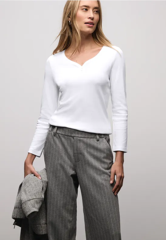 Thumbnail - Street One Frauen Basic Shirt mit Knopfdetail in Weiß, Gr: 46