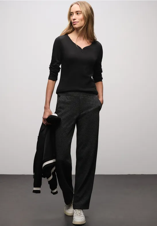 Thumbnail - Street One Frauen Basic Shirt mit Knopfdetail in Schwarz, Gr: 42