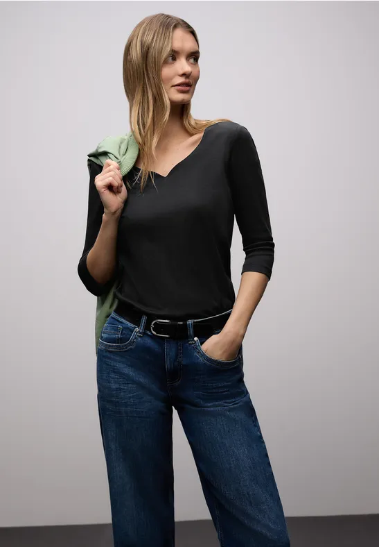 Street One Frauen Shirt mit Herzausschnitt in Schwarz, Gr: 38