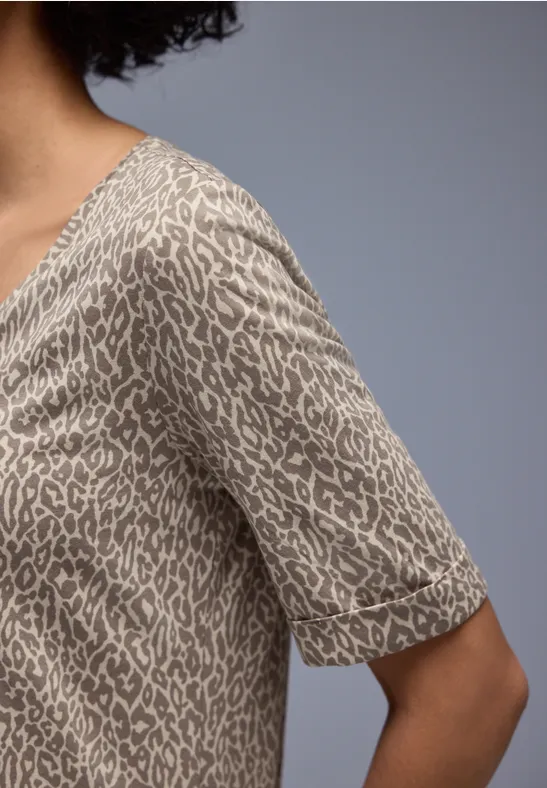 Thumbnail - Leo T-Shirt