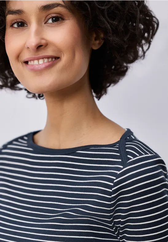 Thumbnail - Gestreiftes Basic Shirt