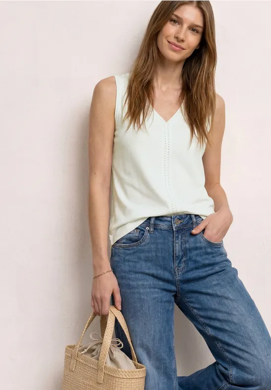 Top mit V-Neck und Crochet-Tape female Weiß