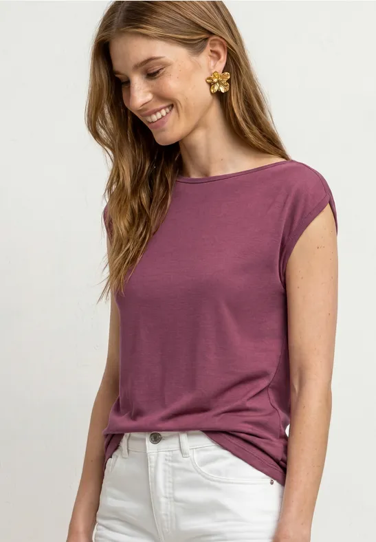 Basic Shirt mit U-Boot-Ausschnitt