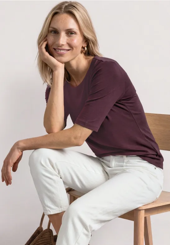 Basic T-Shirt mit Rundhals in Unifarbe